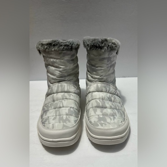 Ryka Women's Suzy Winter Booties Fur White Camo 8m - Picture 3 of 9